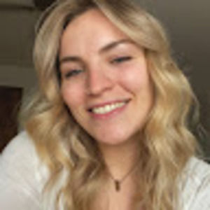 Meet your Posher, Lydia